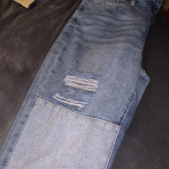Rue 21 patched jeans - Picture 2 of 4
